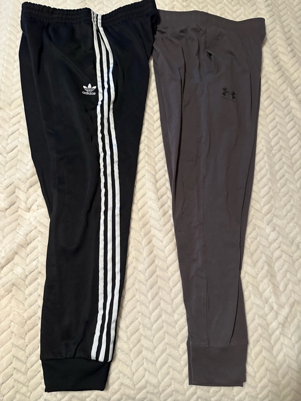 Men’s adidas Black and White joggers and UA lightweight gray joggers bundle sz L
